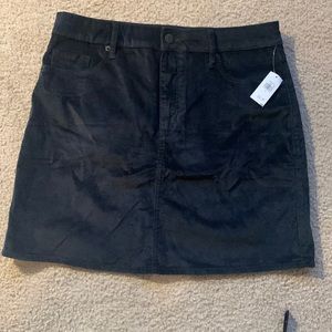 Old Navy size 8 Black Velvet Skirt